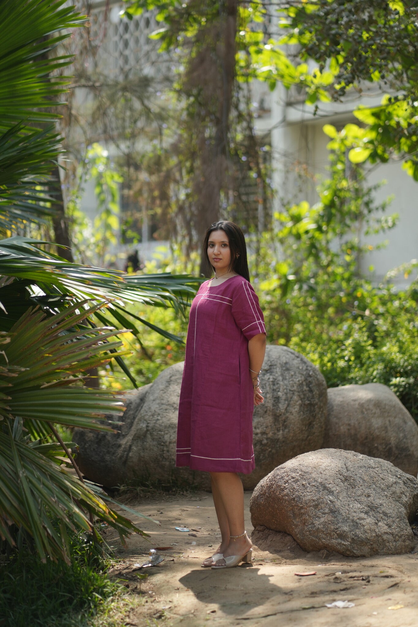 Linen Thread Magenta Round neck shift dress
